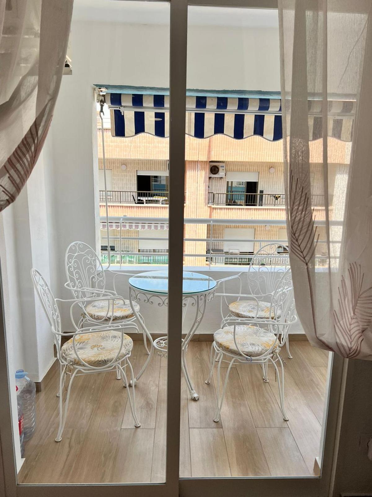 Acogedor Apartamento En La Playa Playa de Gandia Exteriör bild